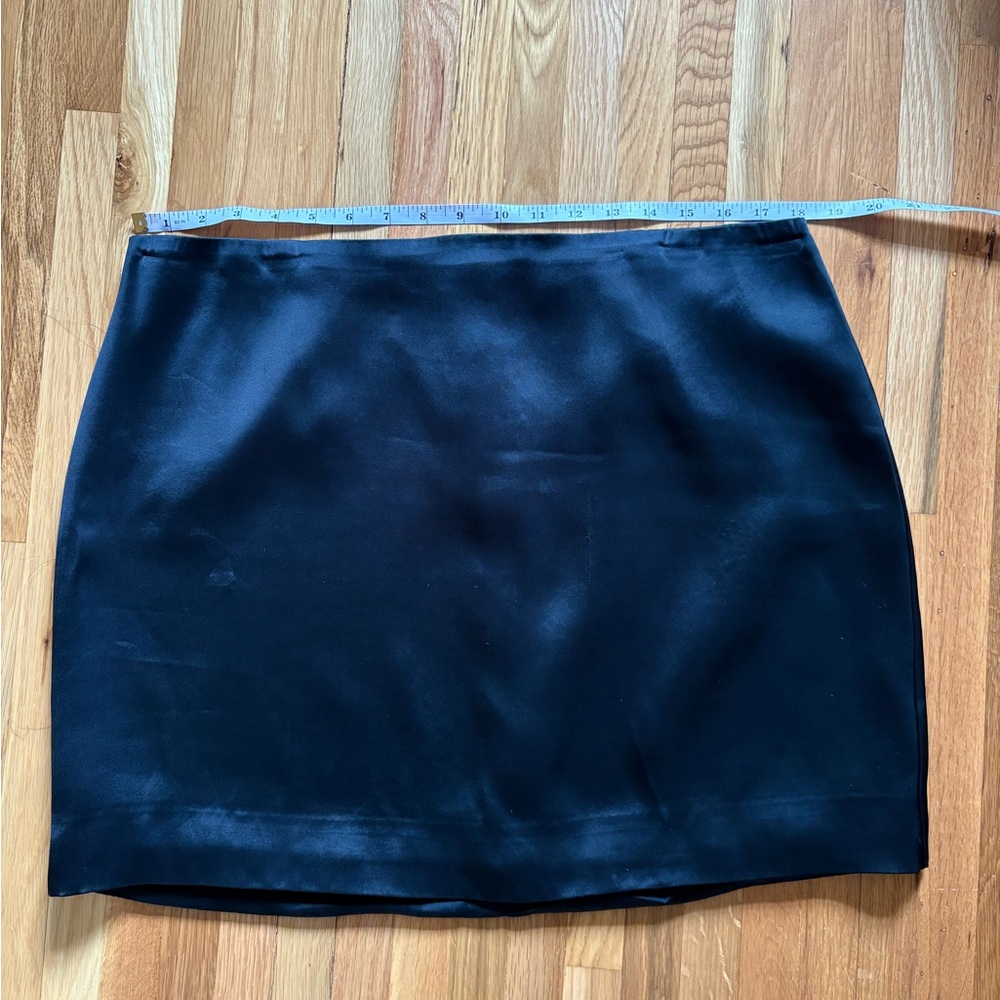 Madewell Satin Mini Black Skirt - Picture 8 of 11